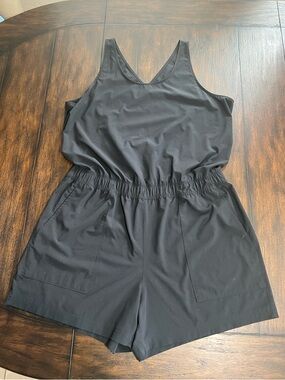 Merrell Sierra Romper Women's Size XL Black Activewear Water Resistant